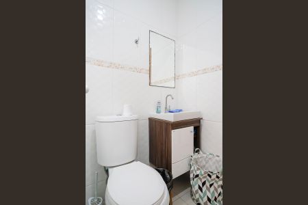 Casa à venda com 130m², 4 quartos e 2 vagasCasa 1 - Banheiro