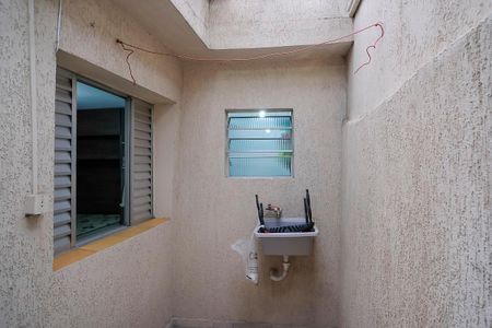 Casa à venda com 130m², 4 quartos e 2 vagasCasa 2 - Área de serviço