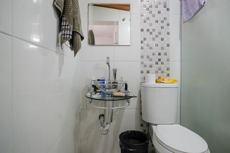 Casa à venda com 130m², 4 quartos e 2 vagasCasa 1 - Banheiro da Suíte 1