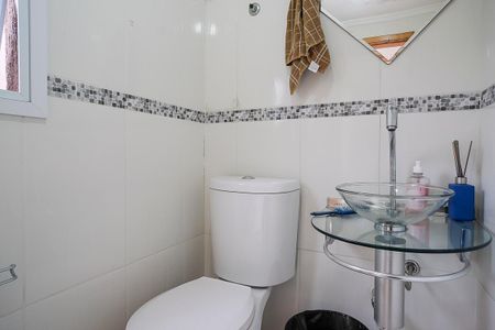 Casa à venda com 130m², 4 quartos e 2 vagasCasa 1 - Lavabo