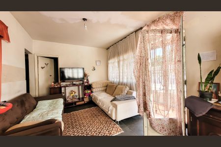 Casa à venda com 150m², 3 quartos e 2 vagasSala - Casa 2