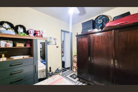 Casa à venda com 150m², 3 quartos e 2 vagasQuarto - Casa 1