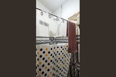 Casa à venda com 150m², 3 quartos e 2 vagasBanheiro - Casa 1