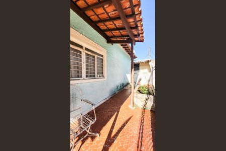 Casa à venda com 150m², 3 quartos e 2 vagasQuintal - Casa 2