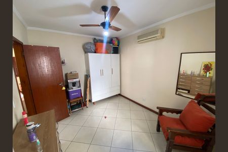 Casa à venda com 156m², 3 quartos e sem vagaQuarto 2