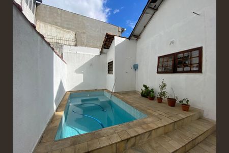 Casa à venda com 156m², 3 quartos e sem vagaÁrea Externa