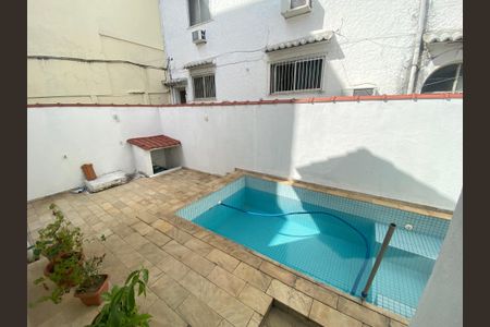 Casa à venda com 156m², 3 quartos e sem vagaÁrea Externa