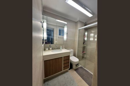 Apartamento à venda com 88m², 2 quartos e 2 vagasBanheiro da Suíte