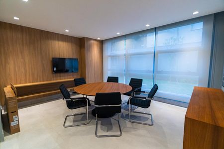 Studio à venda com 43m², 1 quarto e sem vagaÁrea comum - Sala de Reunião