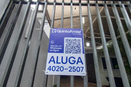 Casa para alugar com 140m², 3 quartos e 2 vagasFachada e placa