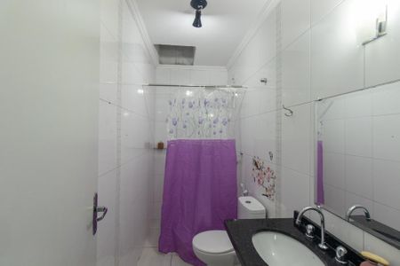 Casa para alugar com 140m², 3 quartos e 2 vagasBanheiro Social 1