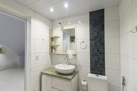 Casa para alugar com 140m², 3 quartos e 2 vagasBanheiro Social 2