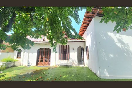 Casa para alugar com 800m², 7 quartos e 6 vagasQuintal