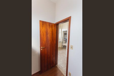 Apartamento à venda com 179m², 4 quartos e 2 vagasQuarto de Serviço