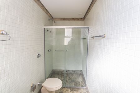 Apartamento à venda com 179m², 4 quartos e 2 vagasBanheiro da Suíte 2