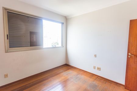 Apartamento à venda com 179m², 4 quartos e 2 vagasSuíte 2