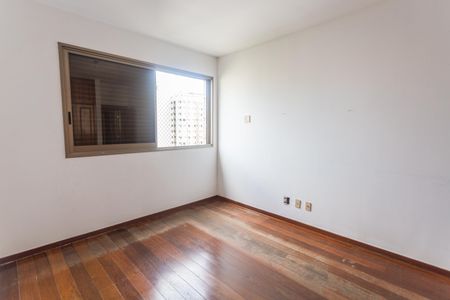 Apartamento à venda com 179m², 4 quartos e 2 vagasSuíte 1
