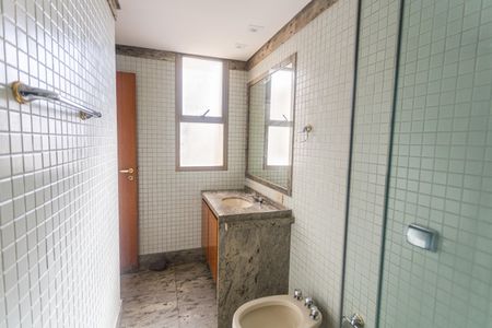 Apartamento à venda com 179m², 4 quartos e 2 vagasBanheiro da Suíte 2