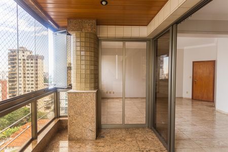 Apartamento à venda com 179m², 4 quartos e 2 vagasVaranda da Sala 1