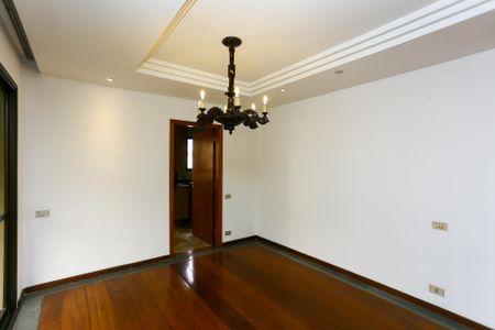 Apartamento à venda com 232m², 4 quartos e 4 vagasSala 2