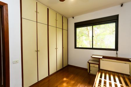 Apartamento à venda com 232m², 4 quartos e 4 vagasQuarto 1