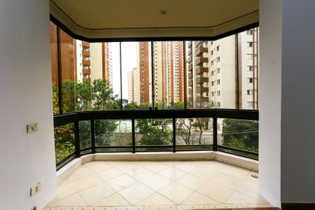 Apartamento à venda com 232m², 4 quartos e 4 vagasSuíte 2