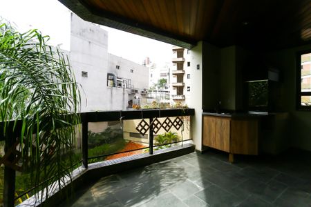 Apartamento à venda com 232m², 4 quartos e 4 vagasVista Varanda da Sala 2