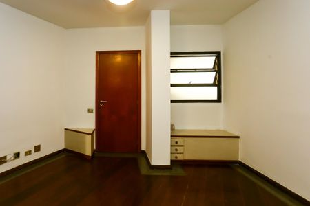 Apartamento à venda com 232m², 4 quartos e 4 vagasSala 3