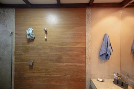 Apartamento à venda com 180m², 3 quartos e 3 vagasBanheiro da Suíte