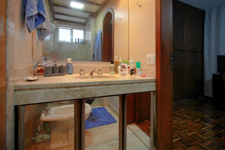 Apartamento à venda com 180m², 3 quartos e 3 vagasBanheiro da Suíte