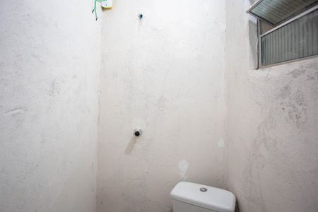 Casa para alugar com 45m², 1 quarto e sem vagaBanheiro