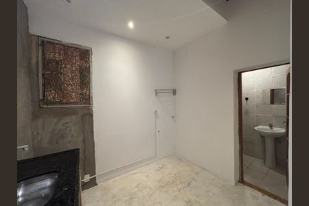 Casa à venda com 300m², 5 quartos e 1 vaga Casa à venda com 300m², 5 quartos e 1 vagaCozinha 2