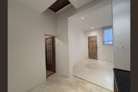 Casa à venda com 300m², 5 quartos e 1 vaga Casa à venda com 300m², 5 quartos e 1 vagaCozinha 2