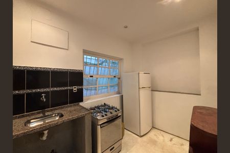 Casa à venda com 300m², 5 quartos e 1 vaga Casa à venda com 300m², 5 quartos e 1 vagaCozinha 1