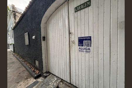 Casa à venda com 300m², 5 quartos e 1 vaga Casa à venda com 300m², 5 quartos e 1 vagaPlaca