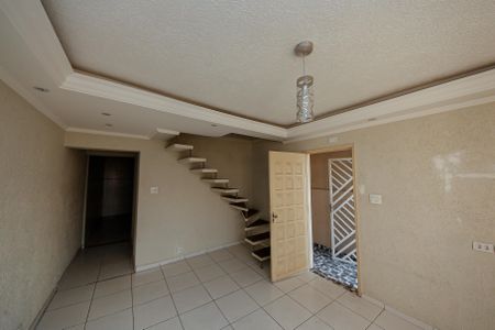 Casa à venda com 104m², 3 quartos e 1 vagaSala