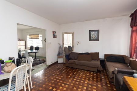 Casa à venda com 184m², 3 quartos e 8 vagasSala 