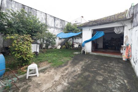 Casa à venda com 184m², 3 quartos e 8 vagasQuintal