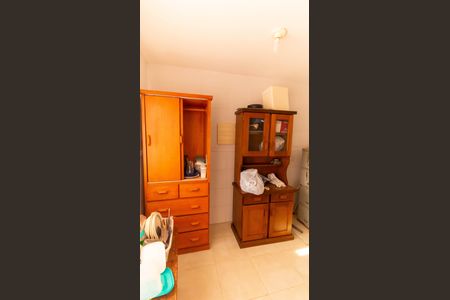 Apartamento à venda com 120m², 3 quartos e 6 vagas Apartamento à venda com 120m², 3 quartos e 6 vagasQuarto de Serviço