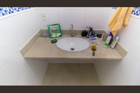 Apartamento à venda com 120m², 3 quartos e 6 vagas Apartamento à venda com 120m², 3 quartos e 6 vagasBanheiro da Suíte