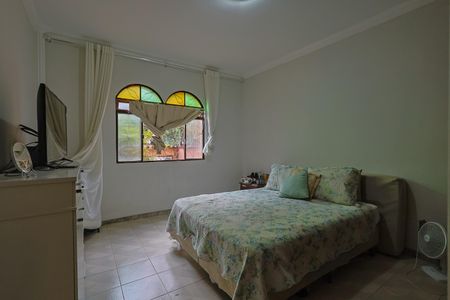 Casa à venda com 247m², 3 quartos e 3 vagas Casa à venda com 247m², 3 quartos e 3 vagasQuarto 3 - Suíte