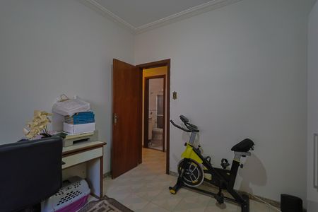 Casa à venda com 247m², 3 quartos e 3 vagas Casa à venda com 247m², 3 quartos e 3 vagasQuarto 1