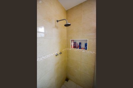 Casa à venda com 350m², 4 quartos e 1 vaga Casa à venda com 350m², 4 quartos e 1 vagaBanheiro Social