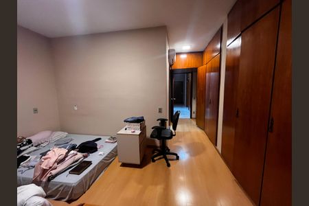 Apartamento à venda com 140m², 3 quartos e 1 vagaQuarto Suíte
