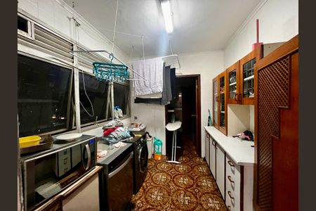 Apartamento à venda com 140m², 3 quartos e 1 vagaÁrea de Serviço