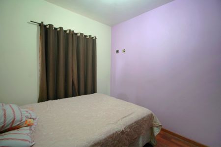 Casa à venda com 448m², 6 quartos e 2 vagasCasa 1 - Quarto 2