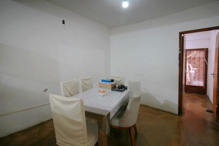 Casa à venda com 448m², 6 quartos e 2 vagasCasa 2 - Sala