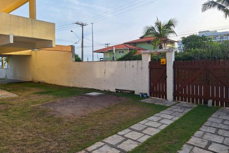 Casa à venda com 650m², 4 quartos e 10 vagas Casa à venda com 650m², 4 quartos e 10 vagasQuintal