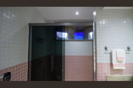 Casa de condomínio à venda com 710m², 5 quartos e 3 vagasBanheiro da Suíte 2