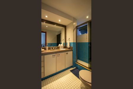 Casa de condomínio à venda com 710m², 5 quartos e 3 vagasBanheiro da Suíte 3